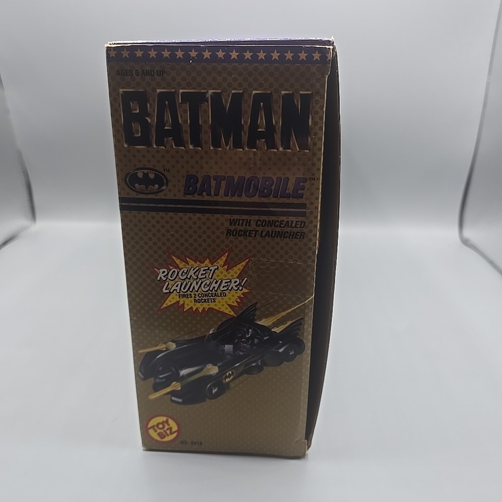 1989 Toy Biz Batman Batmobile w/ Rocket Launcher + Armor Cocoon & Box - Picture 16 of 16